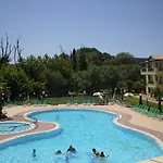 מלון דירות Damia Apts סידריון