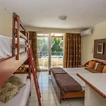 Damia Apts