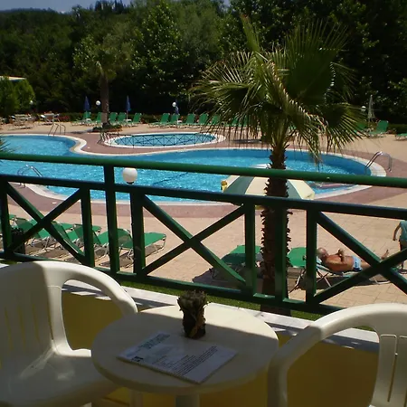 Hotel de apartamente Damia Apts