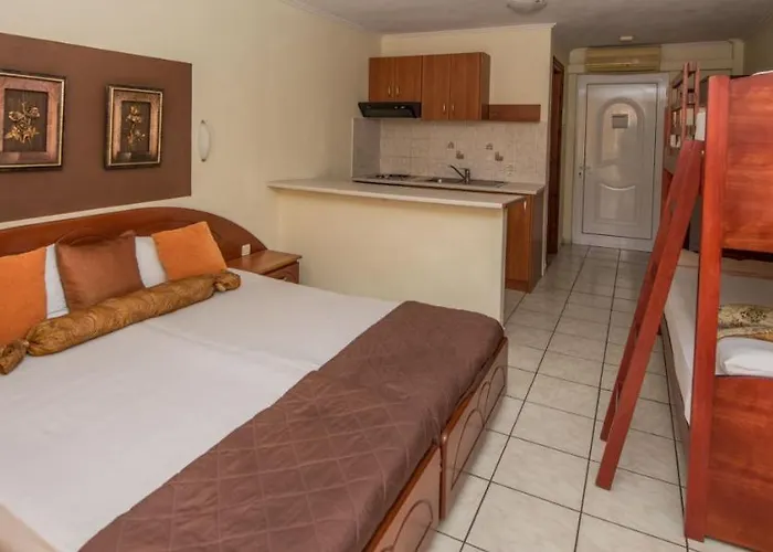 Damia Apts 2* Szidári